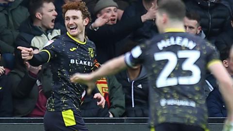 Norwich celebrate scoring