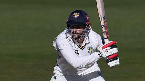 Durham's Ollie Robinson batting