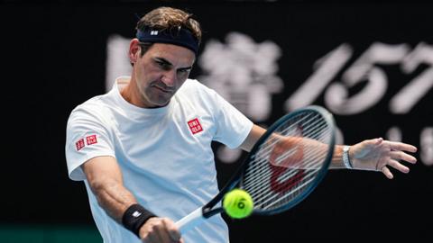 Roger Federer playing tennis