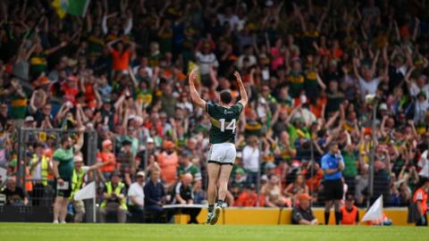 Kerry celebrate