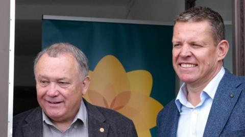 Lindsay Whittle a Rhun ap Iorwerth