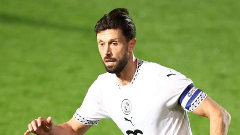 Jason Lowe in action for Port Vale
