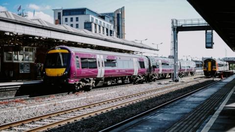 A local service East Midlands Railway train at Nottingham station