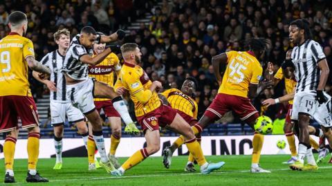 Motherwell v St Mirren