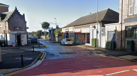 A view from Grant Street to Lochalsh Road