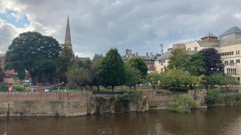 North Street Gardens, River Ouse