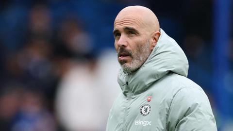 Enzo Maresca looks rueful