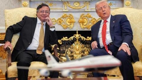 Donald Trump and Gustavo Petro in the Oval Office on 3 February 2026