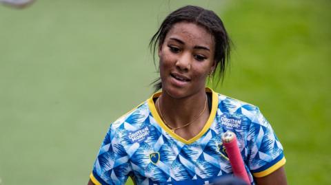 Davina Perrin returns to the Bears changing room