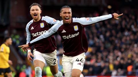Boubacar Kamara celebrates his goal against Wolves