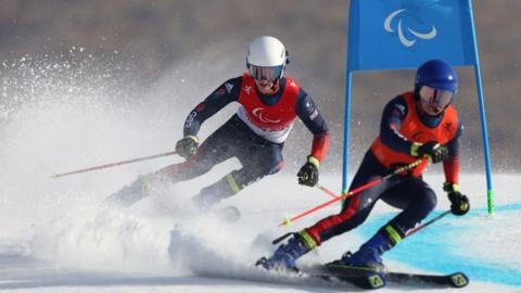 Neil Simpson of Team Great Britain competes during the Men's Giant Slalom Vision Impaired Run 1 on day six of the Beijing 2022 Winter Paralympics at Yanqing National Alpine Skiing Centre on March 10, 2022