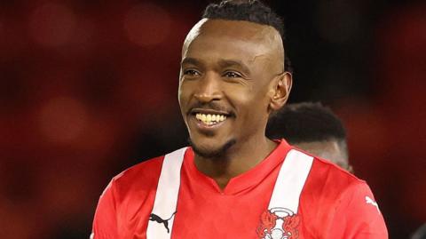 Omar Beckles in action for Leyton Orient