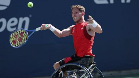 Alfie Hewett plays a shot