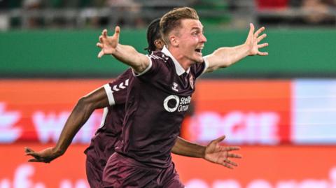 Hearts players celebrating