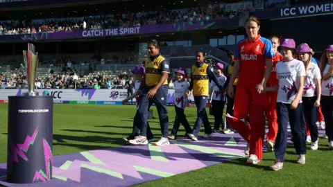 Nat Sciver-Brunt of England