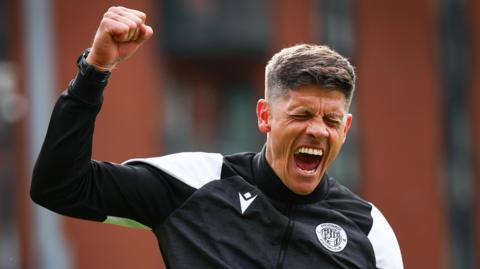 Stevenage boss Alex Revell