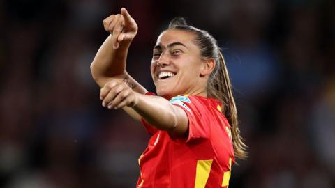 Patri celebrates putting Spain ahead against Italy