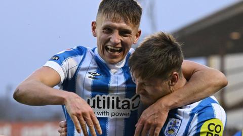 Ben Wiles scores for Huddersfield