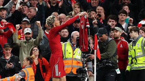 Hugo Ekitike scores for Liverpool