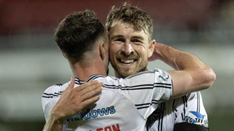 Dunfermline players celebrating