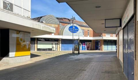 Empty shop units in Glover's Walk, Yeovil