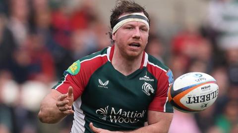 Hamish Watson in action for Leicester during their win over Bristol Bears