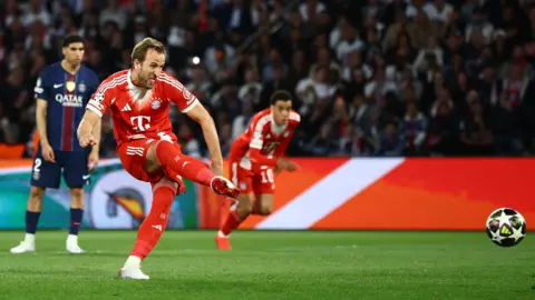 Harry Kane scores penalty