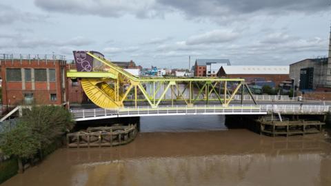 Drypool Bridge