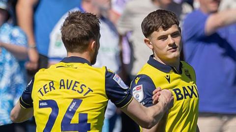Will Lankshear celebrates scoring for Oxford against Sheffield Wednesday