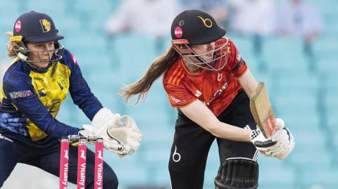 Sarah Bryce batting