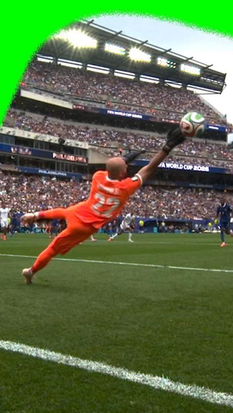 Ahmed Basil trying to save Kylian Mbappe first goal