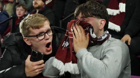 Hearts fans