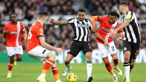 Newcastle v Luton