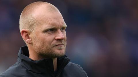 Norwich City head coach Liam Manning