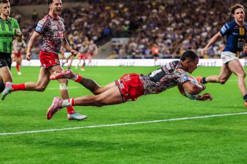 Umyla Hanley dives over the line to score the decisive try for Leigh to sink Leeds