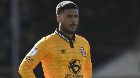 Cambridge United's Elias Kachunga 