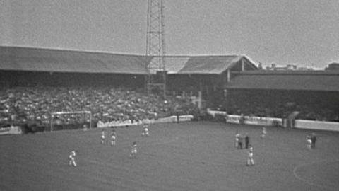 Queens Park Rangers and Leicester City players at Loftus Road.