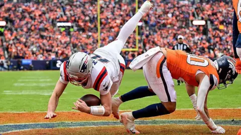 Patriots v Broncos