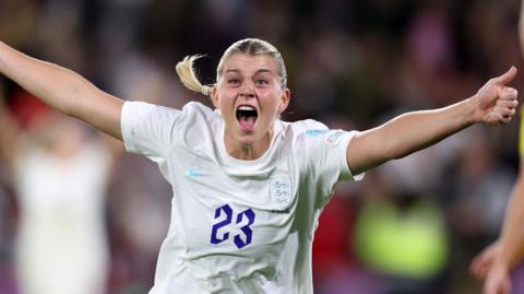 Alessia Russo celebrates scoring for England at Euro 2022
