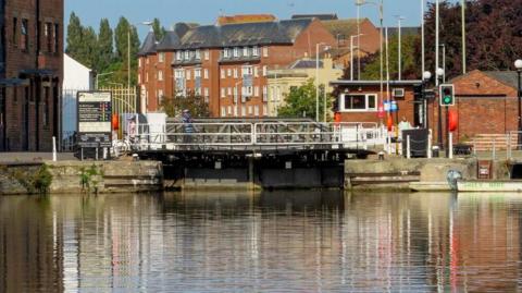 Gloucester Lock