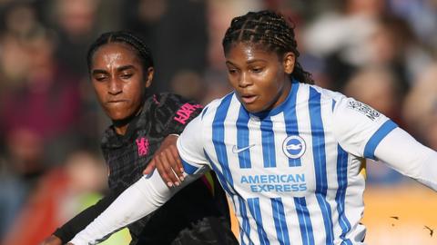 Naomi Girma against Brighton