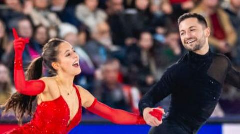 GB's Lilah Fear and Lewis Gibson competing in the ice dance