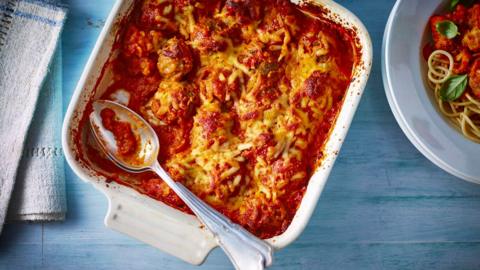 Healthy meatball bake