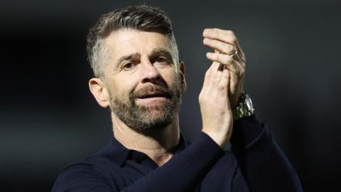 St Mirren manager Stephen Robinson