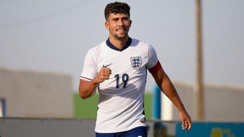 England striker Alejandro Rogriguez