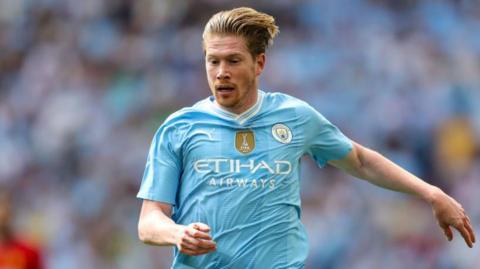 Kevin de Bruyne playing for Manchester City