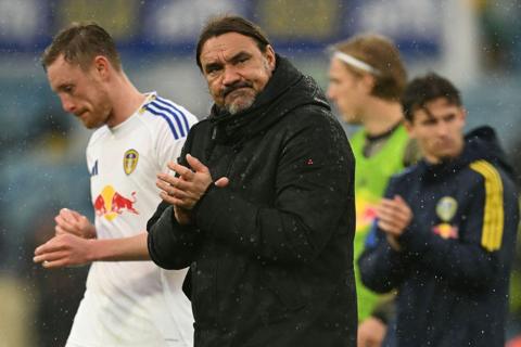 Daniel Farke applauds after defeat by Tottenham at Elland Road
