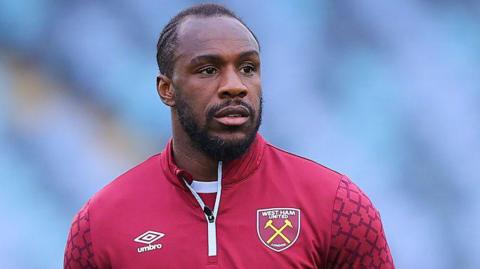 Michail Antonio 