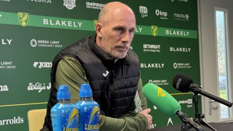Philippe Clement at a press conference