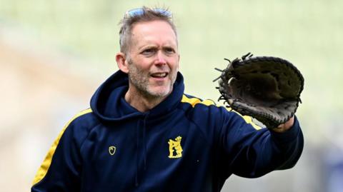 Warwickshire bowling coach Stuart Barnes